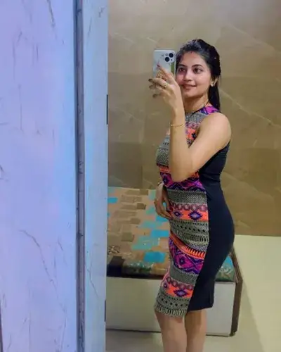 Escort Chikhli
